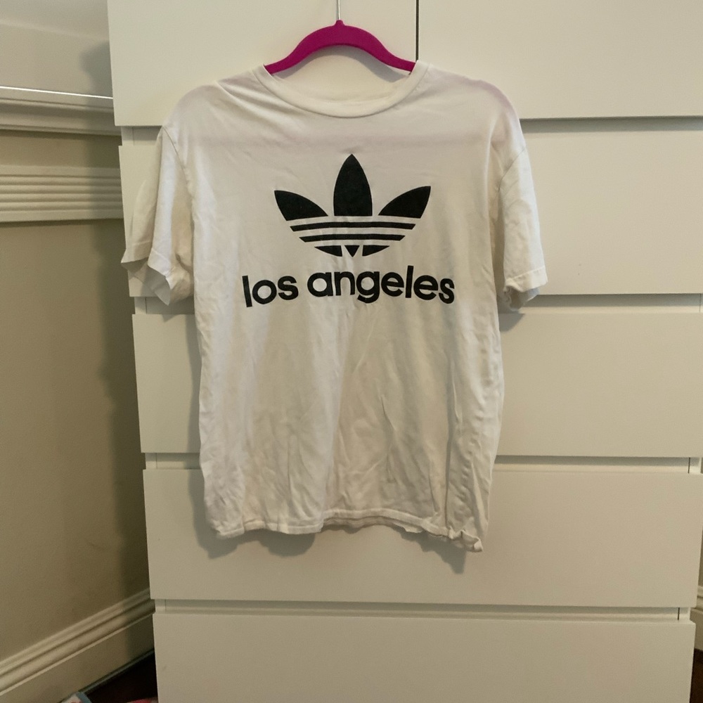 Graphic tee